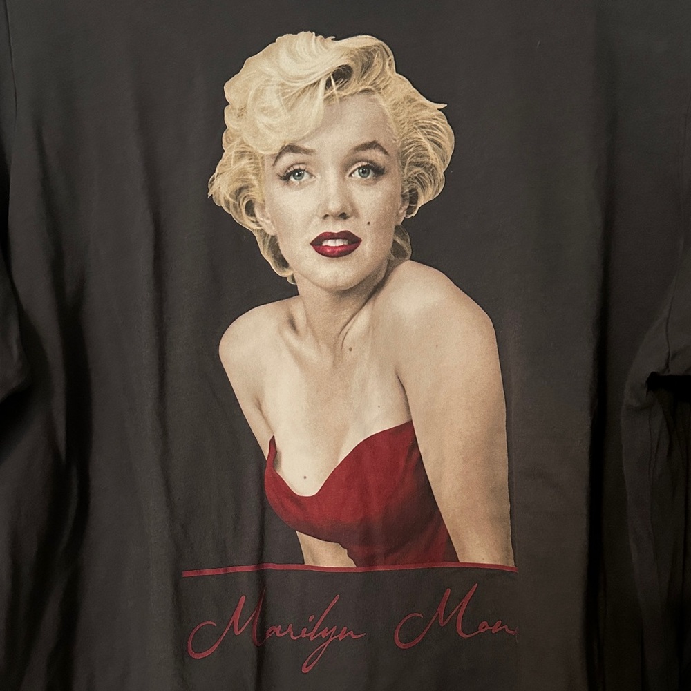 torrid Black Long Sleeve Marilyn Monroe Graphic Tee with Red Accent - Picture 3 of 3